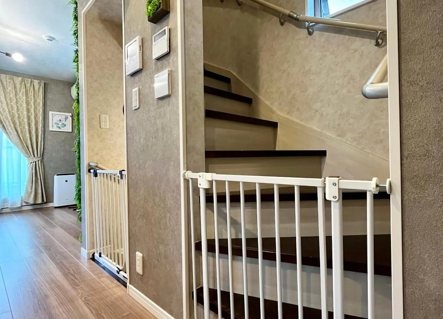 Detached House, 3Min Walk To Stn, 17Min To Asakusa, 10Min To Skytree, Direct To Tyo Airports, Free Parking Tokyo