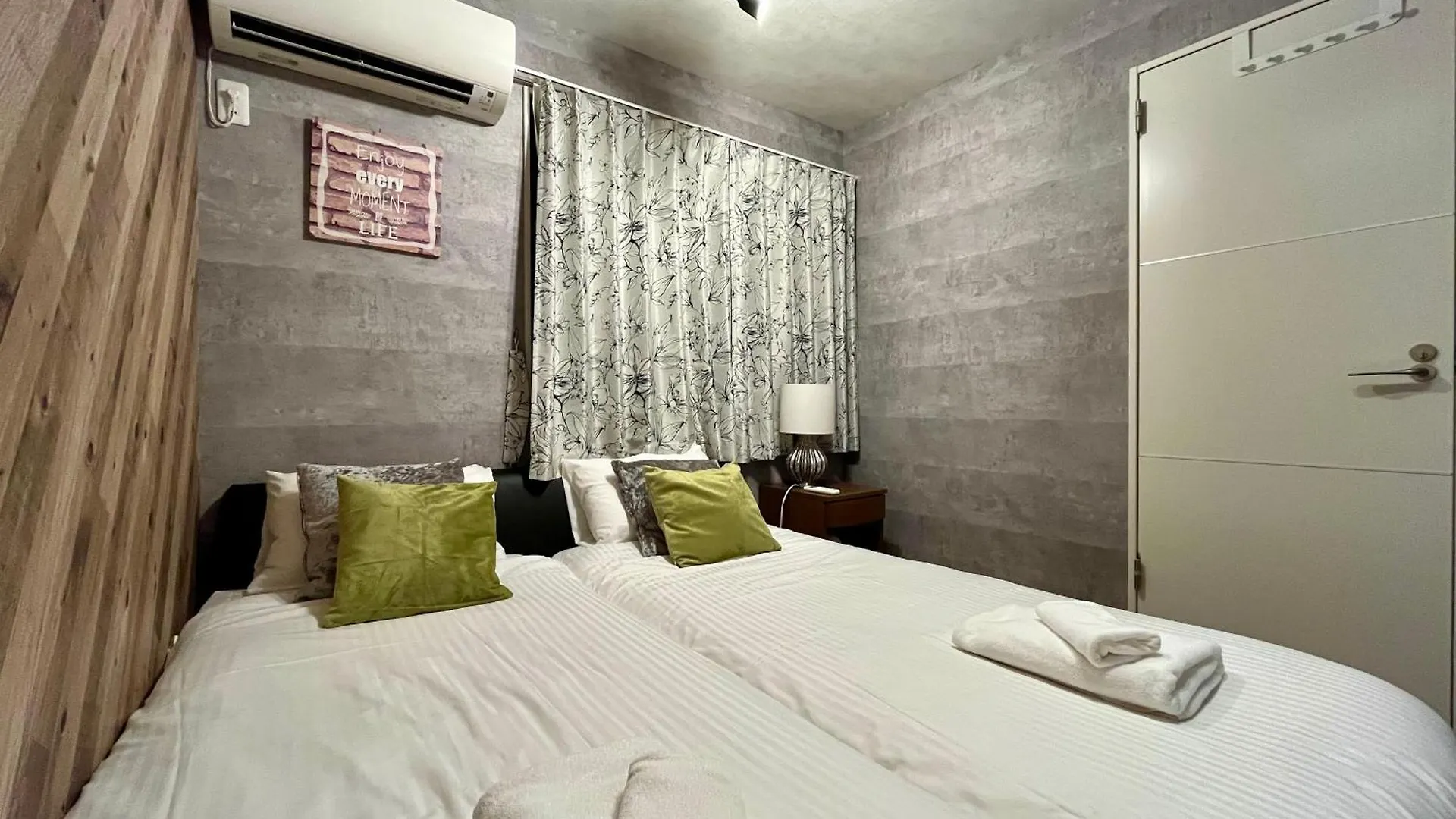 Detached House, 3Min Walk To Stn, 17Min To Asakusa, 10Min To Skytree, Direct To Tyo Airports, Free Parking Tokyo