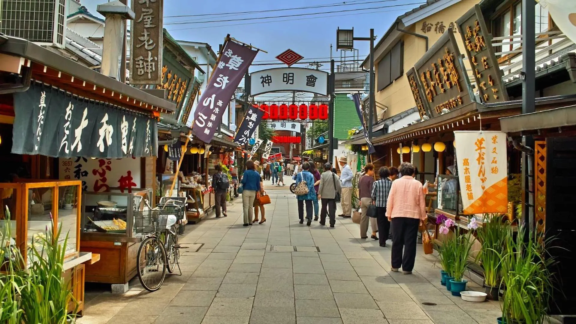 Detached House, 3Min Walk To Stn, 17Min To Asakusa, 10Min To Skytree, Direct To Tyo Airports, Free Parking Tokyo 0*,