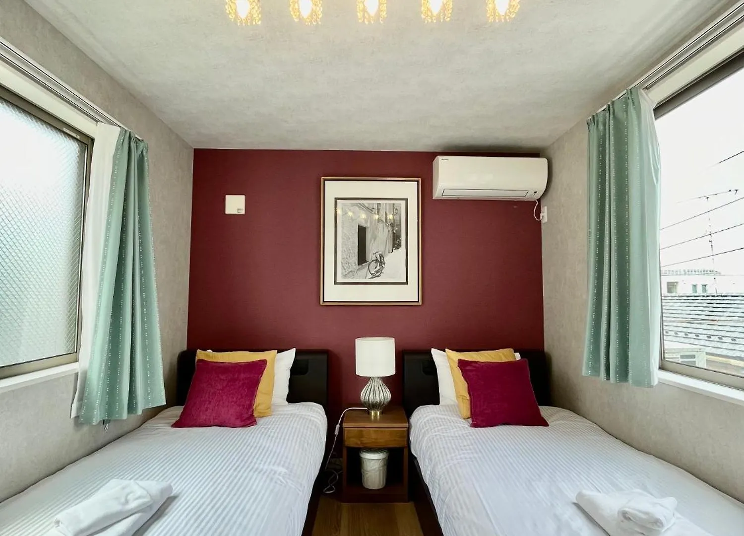 Detached House, 3Min Walk To Stn, 17Min To Asakusa, 10Min To Skytree, Direct To Tyo Airports, Free Parking Tokyo 0*,